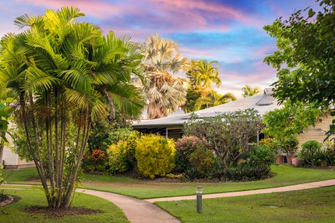 tiwi gardens villa and garden